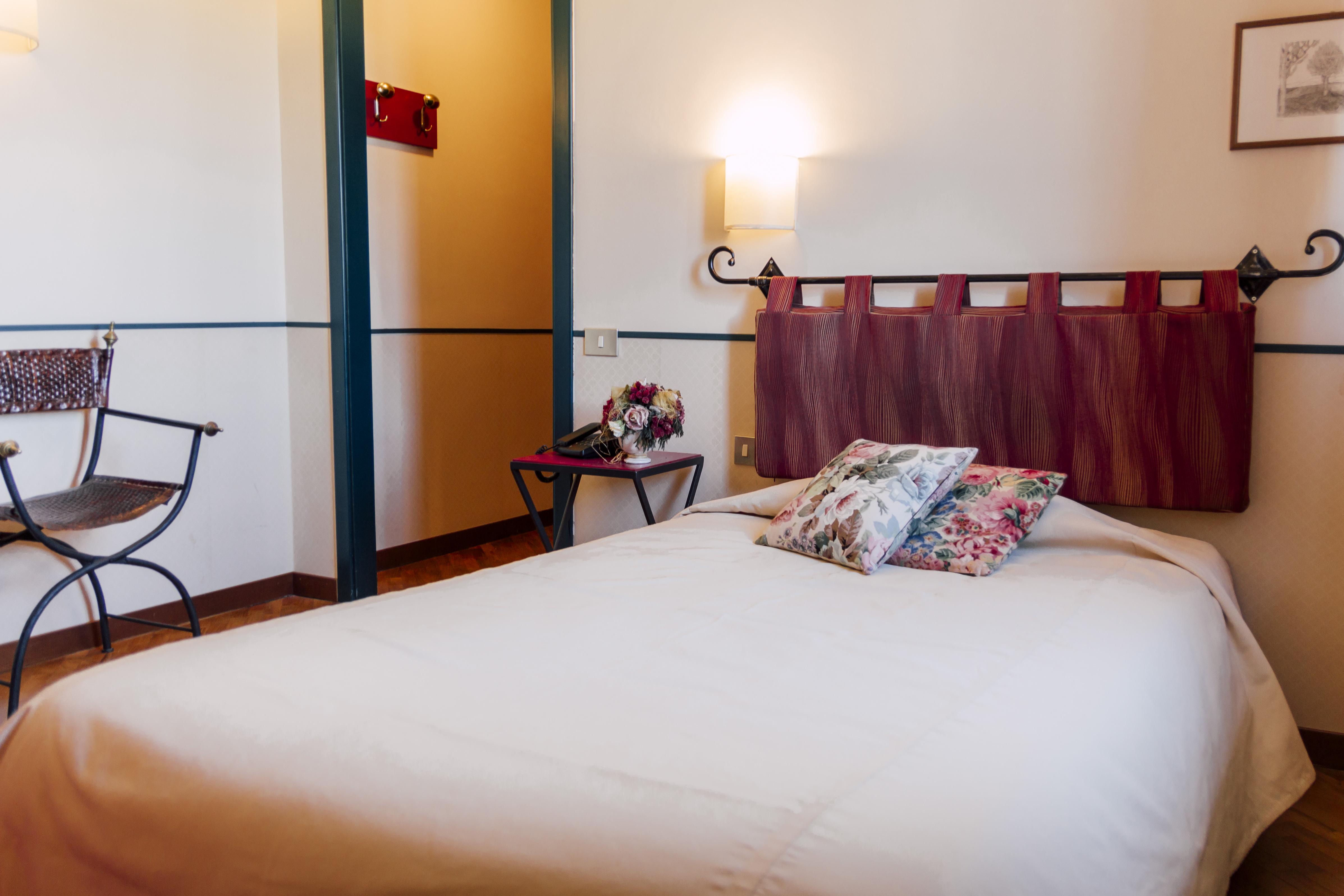 Hostellerie Du Golf Pecetto Exterior photo
